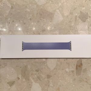 Apple Watch English Lavender braided solo loop 45MM- new not opened.